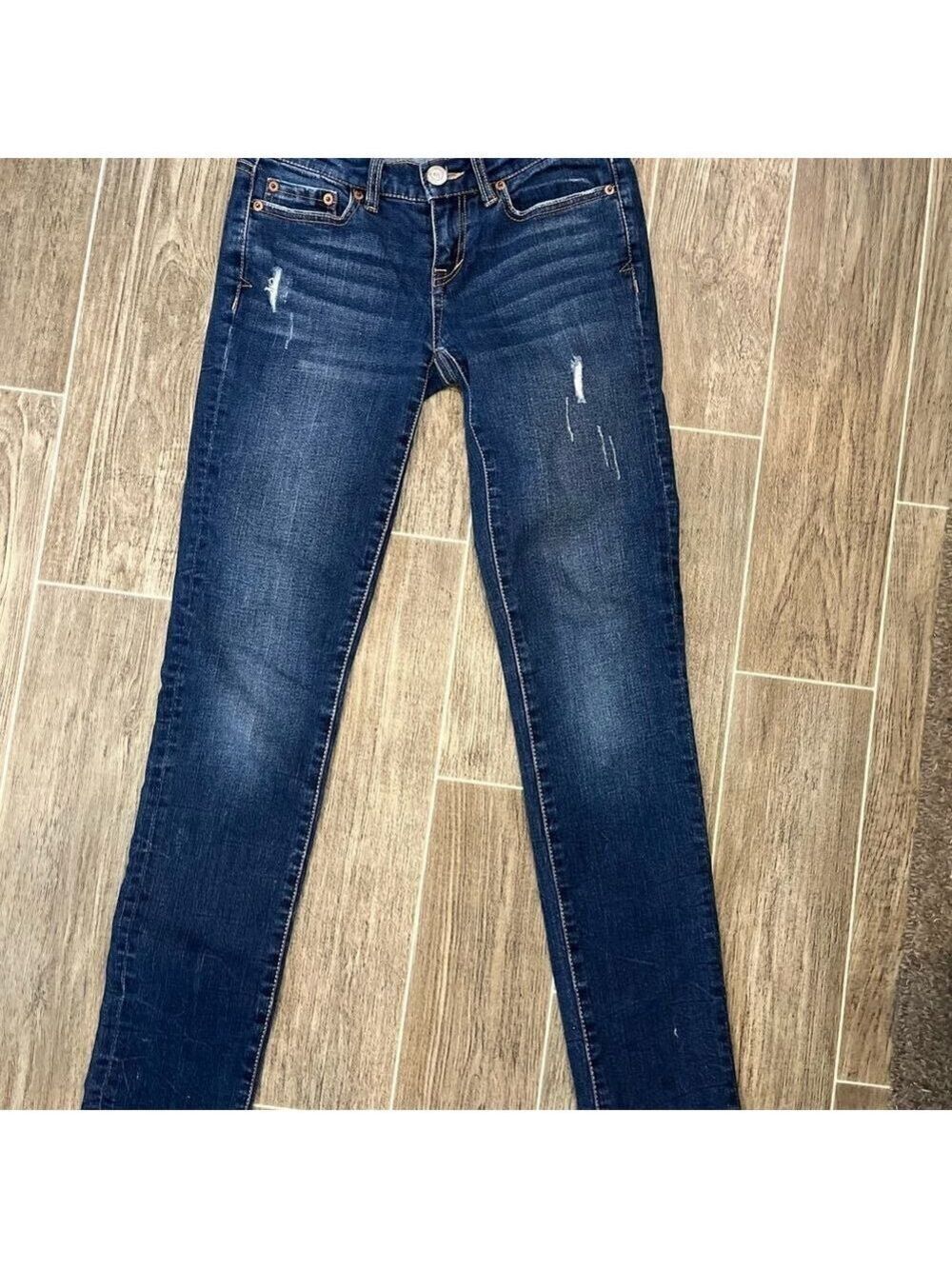 𝅺Aeropostale designed in NYC. Skinny 00 short. Nice stripes